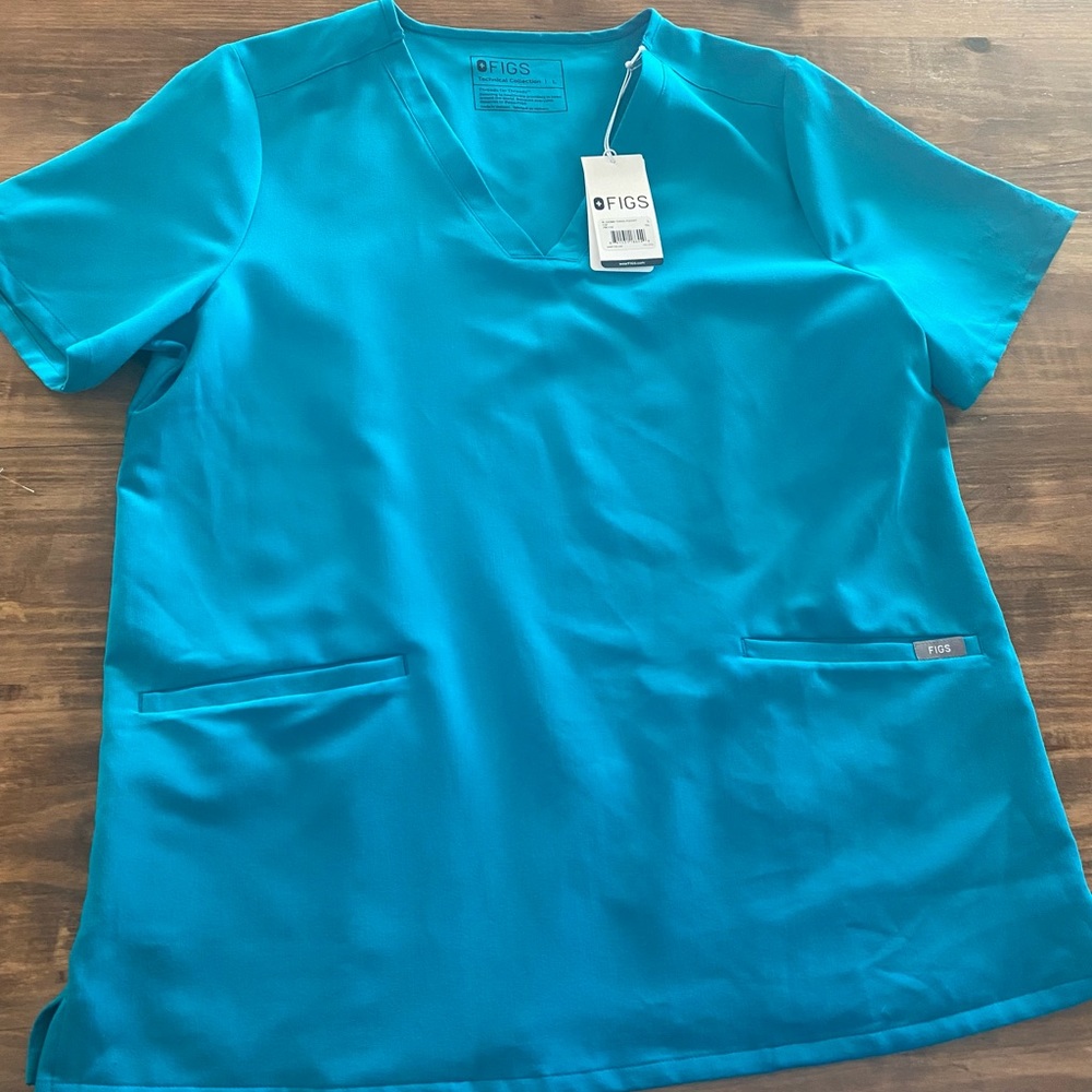 Figs Casma Three Pocket Scrub Top